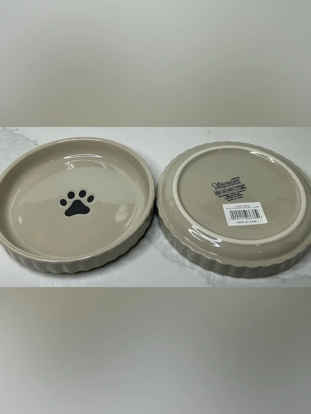 2 Signature Pet Food Tray Trends Tan w/ Paw Print 1” Tall Rim New